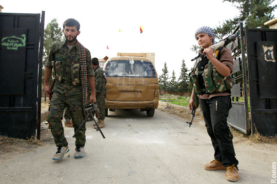 СМИ: США за последние 10 дней поставили курдам 130 фур с оружием