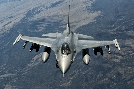 F-16 НАТО попытался приблизиться к самолету Шойгу над водами Балтики