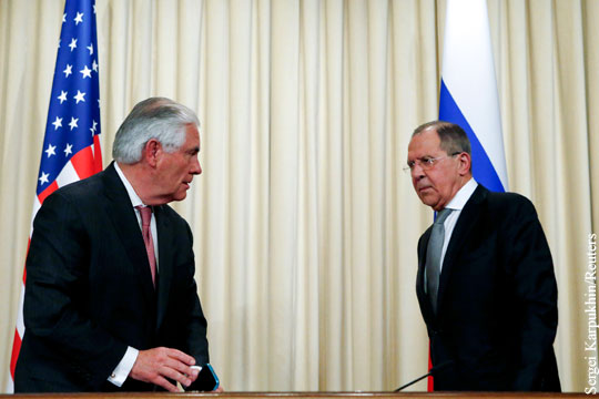 Лавров указал Тиллерсону на иллюзорность попыток повлиять на Россию санкциями