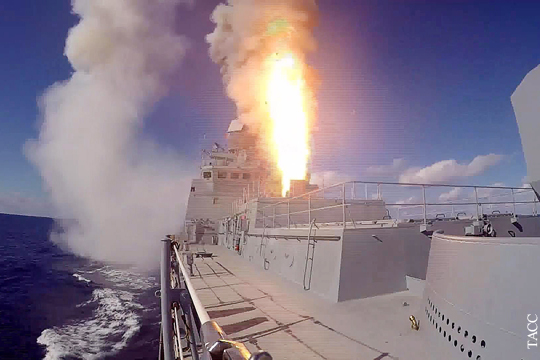 Корабли и подлодка ВМФ запустили «Калибры» по объектам ИГ в Сирии