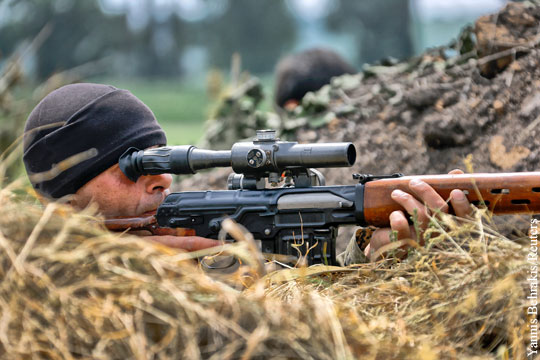 Украинские силовики пожаловались на «засады снайперов» в Донбассе