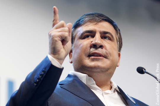 Саакашвили пригрозил Порошенко вывести людей на улицы
