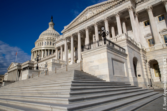 Сенат США принял новый вариант законопроекта о санкциях против России