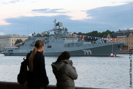 На морском параде в Петербурге впервые покажут фрегат «Адмирал Макаров»