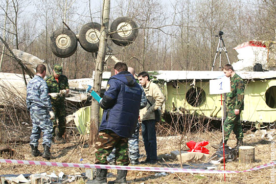 В Польше заявили о следах взрыва на крыльях самолета Качиньского