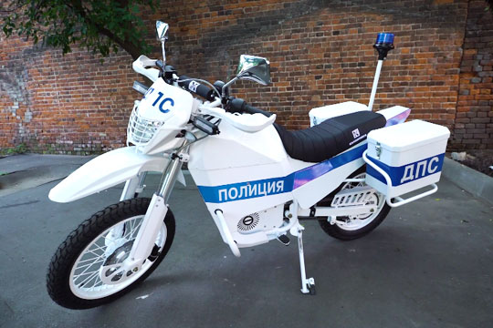 «Калашников» впервые показал электромотоциклы для полицейских