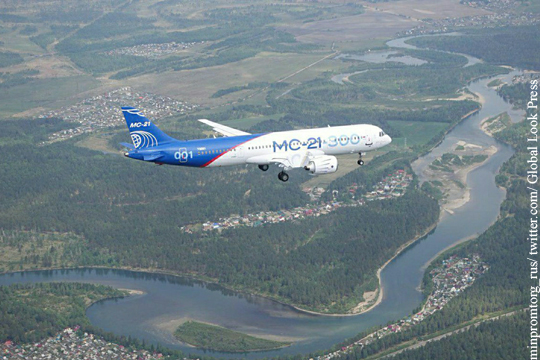 Названы сроки оснащения МС-21 российским двигателем