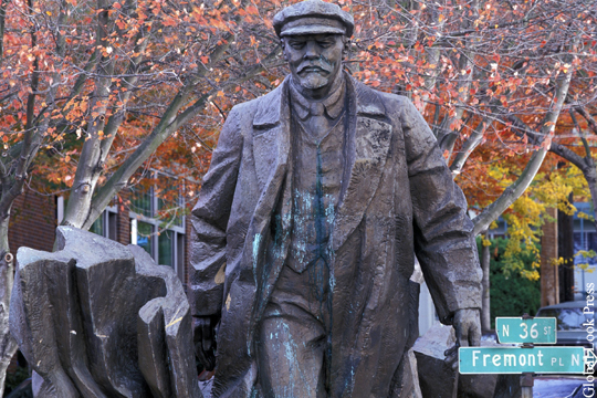 Мэр Сиэтла призвал убрать памятник Ленину