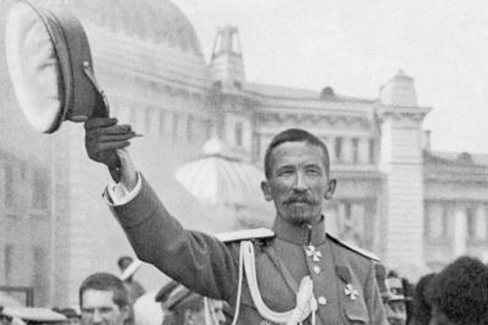 Только Сталин был «вполне свободен» от этого «мейнстрима»