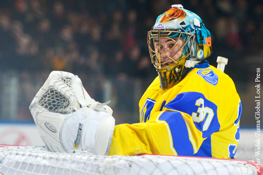 Украинских хоккеистов заподозрили в сдаче матча за 30 тыс. долларов