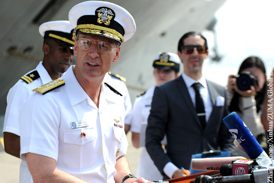 Командующего седьмым флотом ВМС США решили уволить с позором