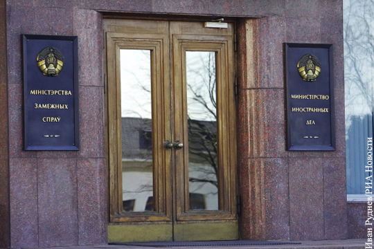 Минск указал Киеву на недопустимость угроз в свой адрес