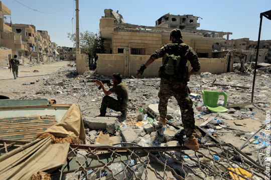 Сирийские войска начали операцию по прорыву блокады Дейр-эз-Зора