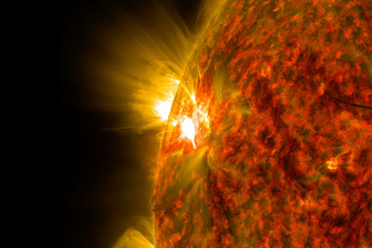 Ученые рассказали о последствиях мощнейшей вспышки на Солнце