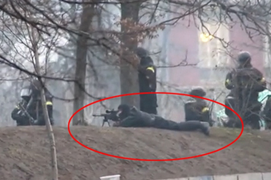 Экс-глава внутренних войск Украины: На Майдане были иностранные снайперы
