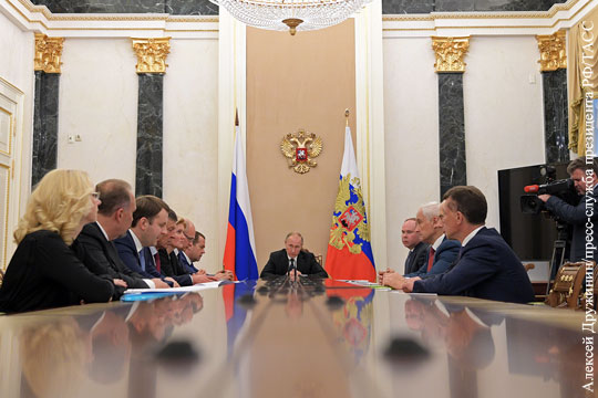 Путин: Экономика России набирает обороты