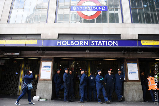 ИГ взяло ответственность за взрыв в метро в Лондоне
