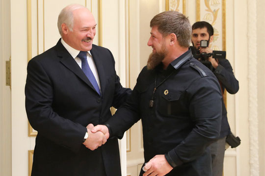 Лукашенко рассказал Кадырову о желании работать на Кавказе
