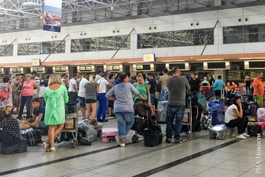 Спецотряд «Россия» подключили к вывозу пассажиров «ВИМ-Авиа»
