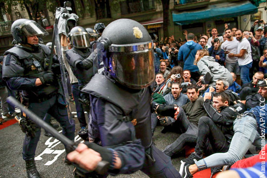 Насилие отделило Каталонию от Испании 