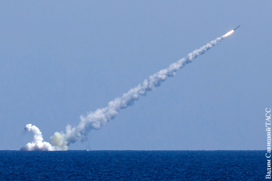 Российские подлодки уничтожили крылатыми ракетами объекты ИГ в Сирии