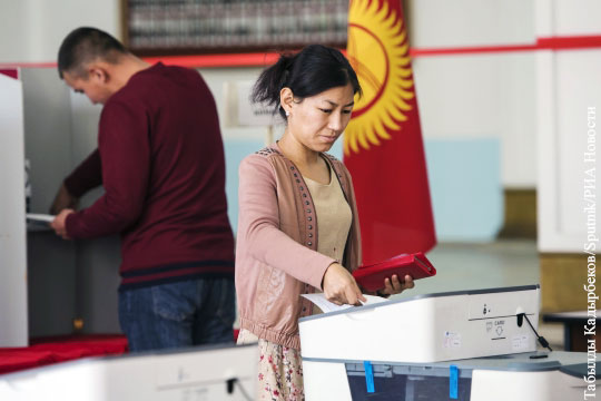 Выборы президента Киргизии признали конкурентными и прозрачными