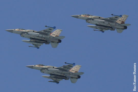 Самолеты ВВС Израиля уничтожили батарею ПВО Сирии