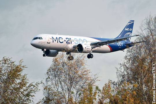 Самолет МС-21 впервые прилетел из Иркутска в Жуковский 