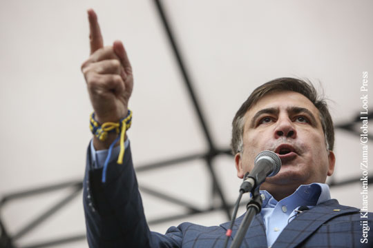 Саакашвили на митинге в Киеве призвал «вынести козла конкретного»