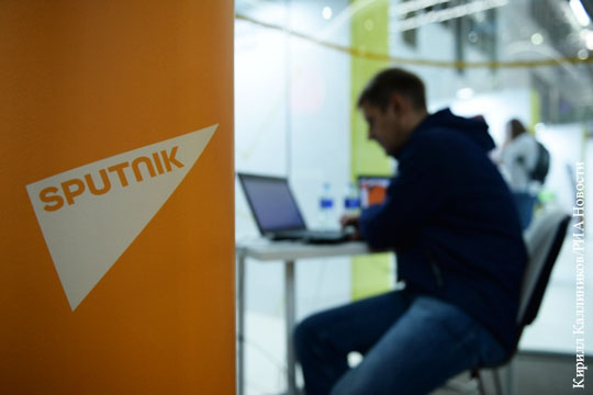 Twitter запретил RT и Sputnik размещать рекламу