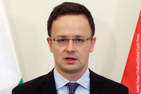 Венгрия наложила вето на проведение саммита Украина - НАТО