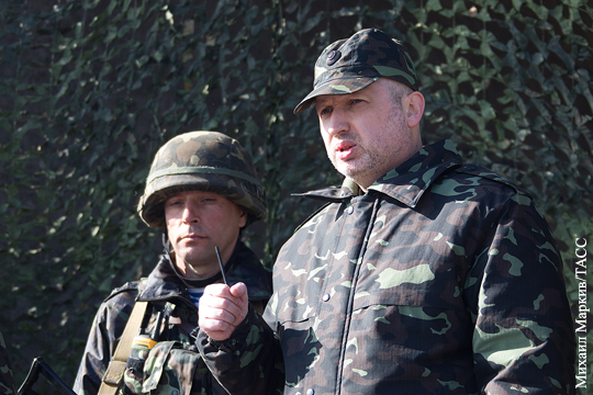 Турчинов в конце февраля 2014 года понизил степень готовности ВСУ в Крыму