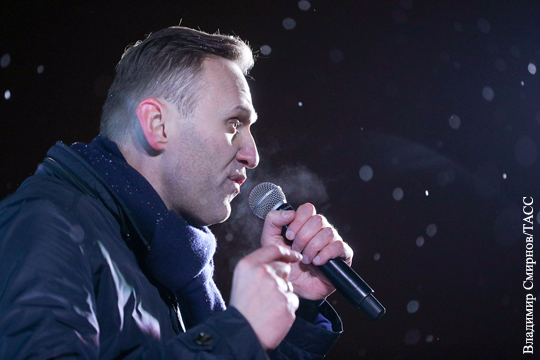 Эксперт уличил Навального в использовании подставных единороссов