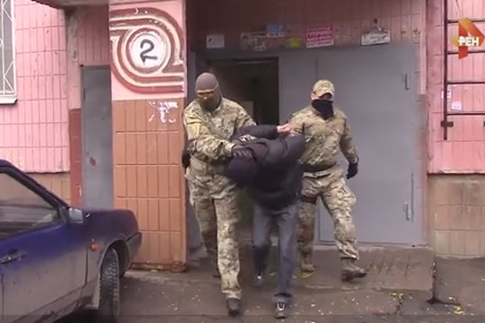 ФСБ опубликовала видео задержания экстремистов из «Артподготовки»