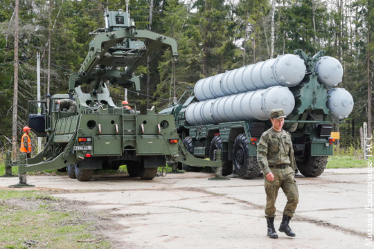 Российская армия за год получила четыре полка С-400