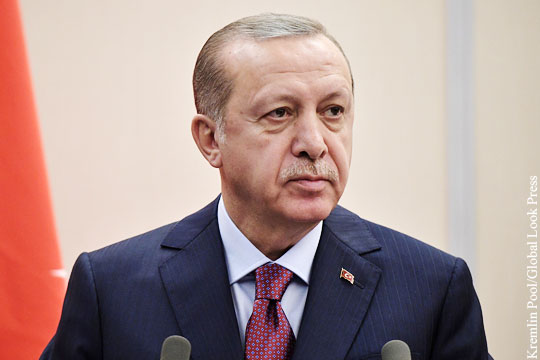 Эрдоган поддержал претензии России к США по борьбе с ИГ