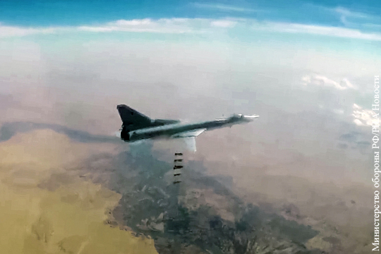 Дальняя авиация России нанесла удар по террористам в районе Абу-Камаля