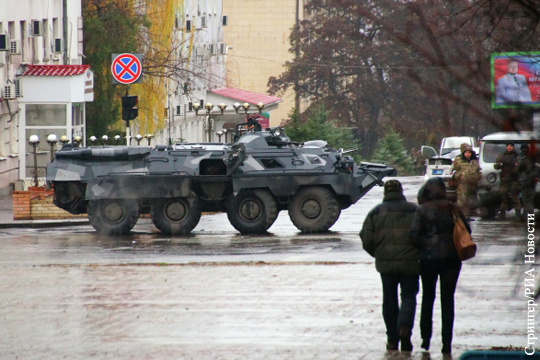 Источник: Здание генпрокуратуры ЛНР взяли штурмом