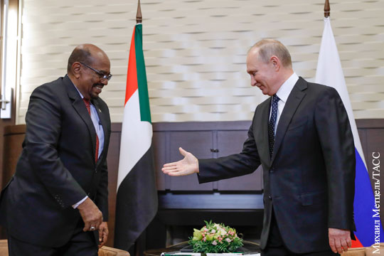 Фельдмаршал привез Путину ключ от Африки