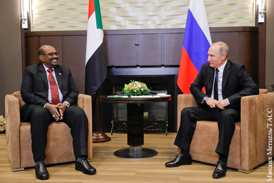 Президент Судана обсудил с Путиным и Шойгу создание базы на Красном море