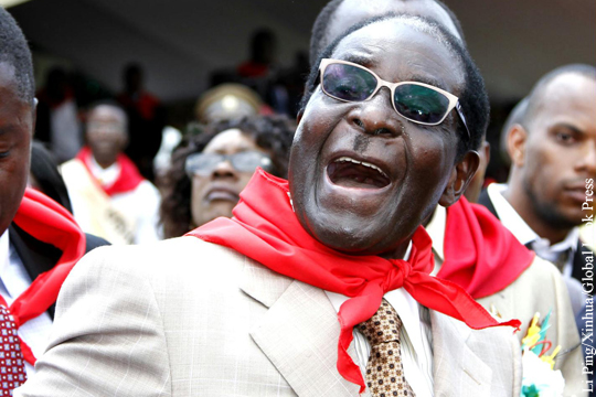 Мугабе назначили пенсию в 150 тыс. долларов в месяц