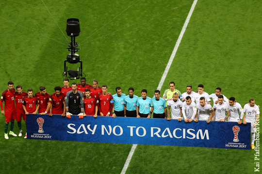 ФИФА наделила судей полномочиями прерывать матчи ЧМ-2018 из-за расизма