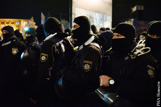Полиция в Киеве разогнала митинг в годовщину разгона митинга «Беркутом»