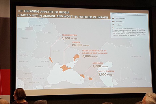 Львовского губернатора высмеяли за реакцию на карту Украины с ЛНР и ДНР