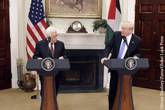 Трамп сообщил Аббасу о намерении перенести посольство в Иерусалим