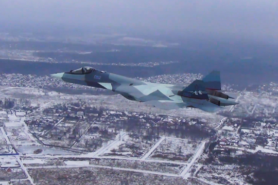 Опубликовано видео первого полета Су-57 с новым двигателем