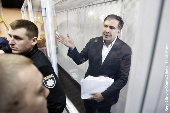 Саакашвили объявил себя военнопленным
