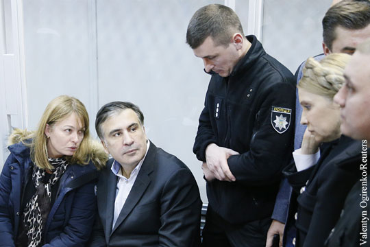 В соцсетях Грузии язвят по поводу «слабости Украины перед Саакашвили»