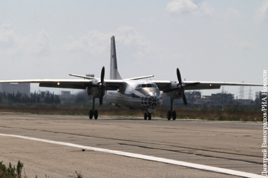 Первые самолеты с выведенными из Сирии военными прибыли в Россию