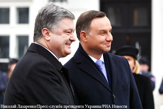 Дуда заявил о договоренности с Порошенко об отказе от чествования спорных личностей